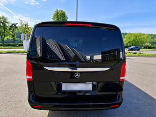 2023 Mercedes-Benz V-Класс Extra Long 300 d экстра длинный III (W447) Рестайлинг 2, чёрный, 8500000 рублей, вид 4