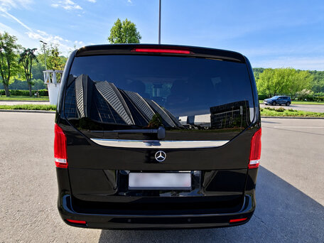 2023 Mercedes-Benz V-Класс Extra Long 300 d экстра длинный III (W447) Рестайлинг 2, чёрный, 8500000 рублей, вид 4