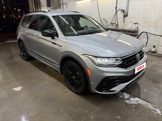 2021 Volkswagen Tiguan II Рестайлинг, серый, 3600000 рублей, вид 2