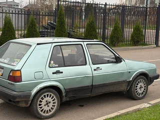 1990 Volkswagen Golf II, серебристый, 125000 рублей, вид 5