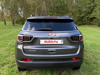 2023 Jeep Compass II Рестайлинг, серый, 1950000 рублей, вид 5