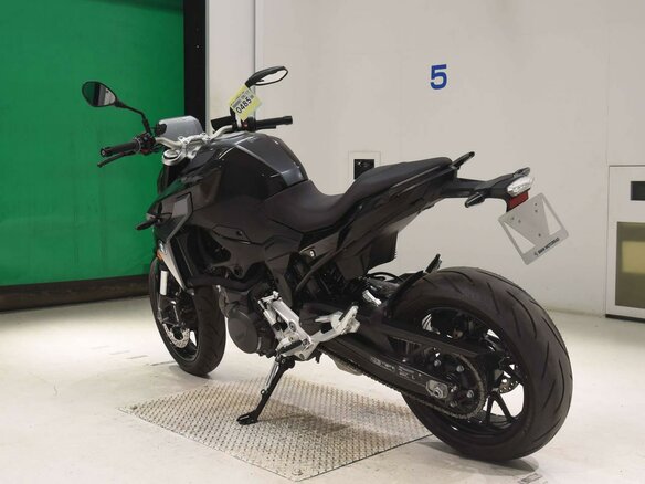 2024 BMW F 900 R, чёрный, 1099000 рублей - вид 5
