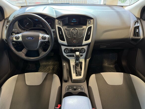 2014 Ford Focus III, белый, 1050000 рублей - вид 7