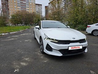 2021 Kia K5 III, белый, 2200000 рублей, вид 5