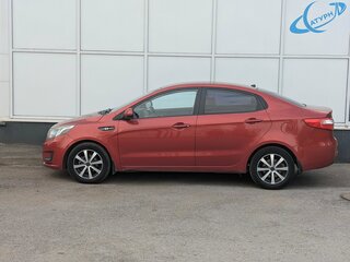 2014 Kia Rio III, красный, 888000 рублей, вид 4