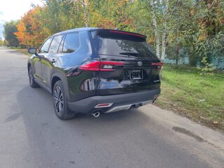 2023 Toyota Grand Highlander, чёрный, 5900000 рублей, вид 5
