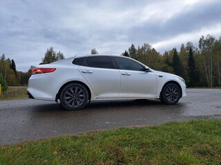 2018 Kia Optima IV, белый, 2100000 рублей, вид 4