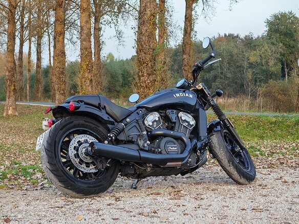 2021 Indian Scout, чёрный, 1080000 рублей - вид 3