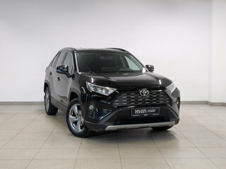2021 Toyota RAV4 V (XA50), чёрный, 3700000 рублей, вид 3