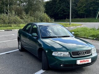 1999 Audi A4 I (B5) Рестайлинг, зелёный, 300000 рублей, вид 3