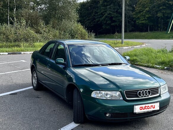 1999 Audi A4 I (B5) Рестайлинг, зелёный, 300000 рублей - вид 2