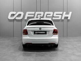2017 Volkswagen Polo V Рестайлинг, белый, 1279000 рублей, вид 4
