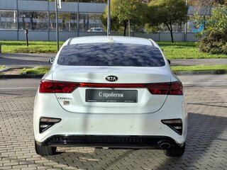 2021 Kia Cerato IV, белый, 2190000 рублей, вид 4