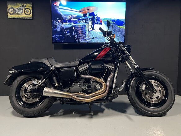 2015 Harley-Davidson Fat Bob, чёрный, 1100000 рублей - вид 1