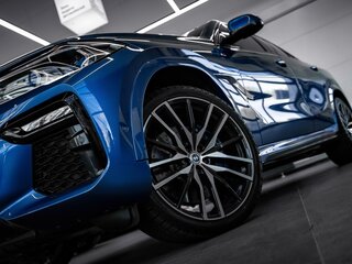 2019 BMW X6 30d III (G06), синий, 7000000 рублей, вид 3