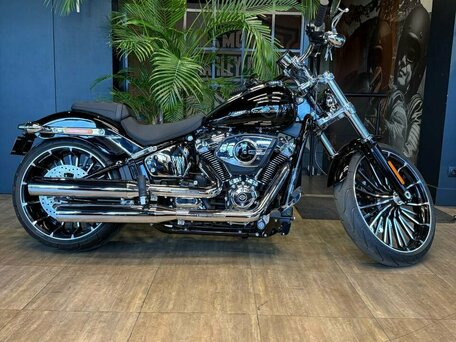 2026 Harley-Davidson Breakout, чёрный, 3750000 рублей, вид 1