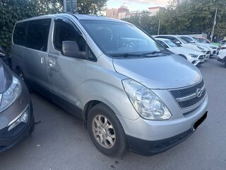 2008 Hyundai Grand Starex I, серый, 650000 рублей, вид 1