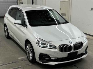 2021 BMW 2 серии Active Tourer 218d F45 Рестайлинг, белый, 1250000 рублей, вид 2