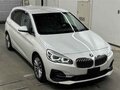 2021 BMW 2 серии Active Tourer 218d F45 Рестайлинг, белый, 1250000 рублей - вид 1