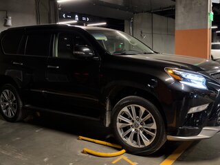 2017 Lexus GX 460 II Рестайлинг, чёрный, 5499000 рублей, вид 3