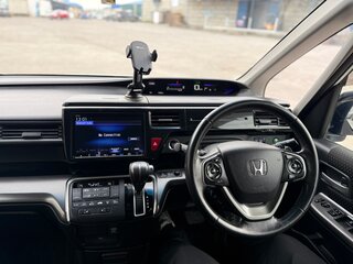 2019 Honda Stepwgn Spada V Рестайлинг, белый, 2300000 рублей, вид 2