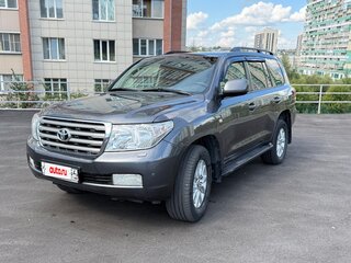 2010 Toyota Land Cruiser 200 Series, серый, 3199999 рублей, вид 2