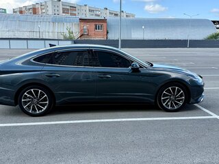 2020 Hyundai Sonata VIII (DN8), серый, 2700000 рублей, вид 4