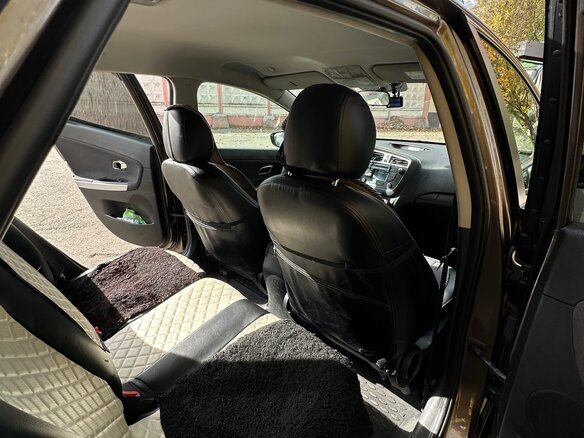 2014 Kia Ceed II, коричневый, 1170000 рублей - вид 20