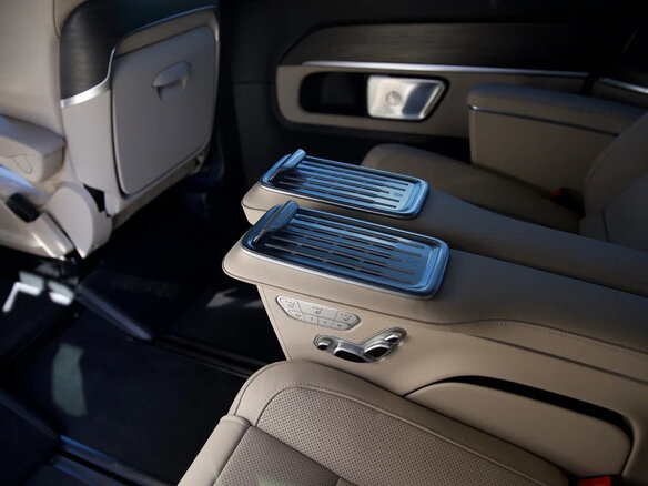 2026 Mercedes-Benz V-Класс Extra Long 300 d экстра длинный III (W447) Рестайлинг 2, серый, 14990000 рублей - вид 24