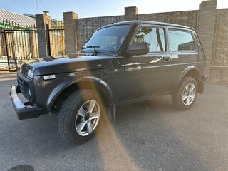 2025 Lada (ВАЗ) Niva Legend I, серый, 900000 рублей, вид 4