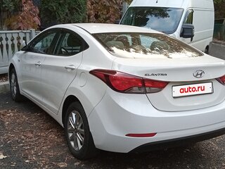 2014 Hyundai Elantra V (MD) Рестайлинг, белый, 1393000 рублей, вид 3