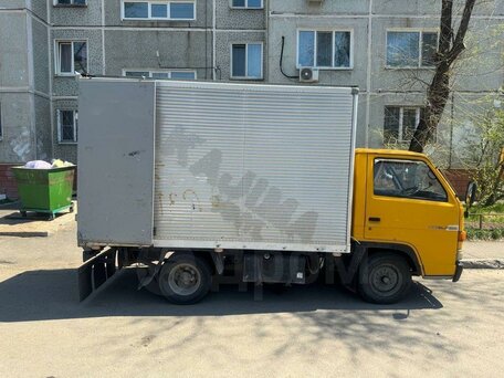 1990 Isuzu Elf (N-series), жёлтый, 700000 рублей, вид 5