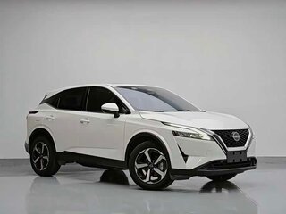 2023 Nissan Qashqai III, белый, 2001000 рублей, вид 3