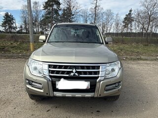 2018 Mitsubishi Pajero IV Рестайлинг 2, бежевый, 2350000 рублей, вид 2