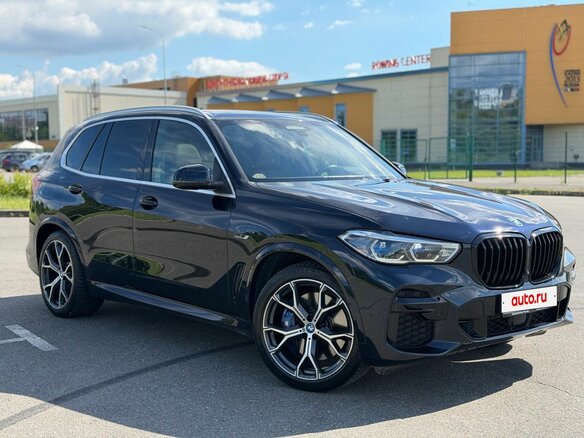2022 BMW X5 45e IV (G05/G18), синий, 7900000 рублей