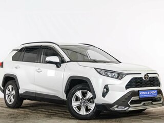2021 Toyota RAV4 V (XA50), белый, 3119000 рублей, вид 1