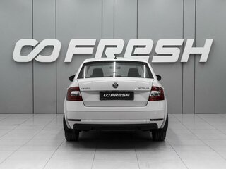 2019 Skoda Octavia III (A7) Рестайлинг, белый, 1639000 рублей, вид 4