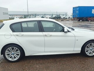 2017 BMW 1 серии 118i II (F20/F21) Рестайлинг 2, белый, 2200000 рублей, вид 5