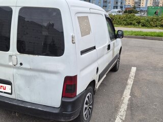 2010 Citroen Berlingo I Рестайлинг, белый, 225000 рублей, вид 3