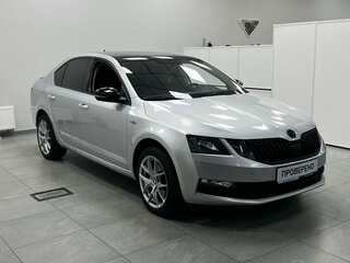 2018 Skoda Octavia III (A7) Рестайлинг, серебристый, 1780000 рублей, вид 3