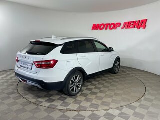 2019 Lada (ВАЗ) Vesta SW Cross I, белый, 985000 рублей, вид 4