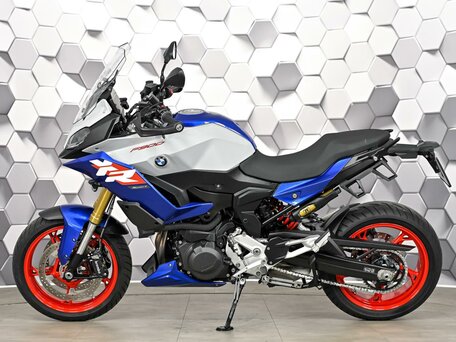2024 BMW F 900 XR, белый, 1249000 рублей, вид 4