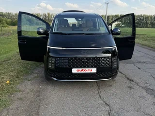 2025 Hyundai Staria I, чёрный, 6744000 рублей, вид 4