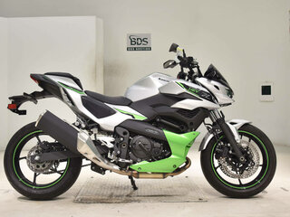 Kawasaki Z7
