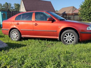 2001 Skoda Octavia I (A4) Рестайлинг, красный, 360000 рублей, вид 3