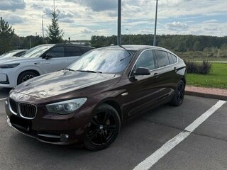 2010 BMW 5 серии Gran Turismo 535i xDrive VI (F10/F11/F07), красный, 1499000 рублей, вид 2