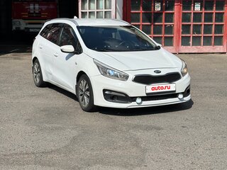 2018 Kia Ceed II Рестайлинг, белый, 690000 рублей, вид 4