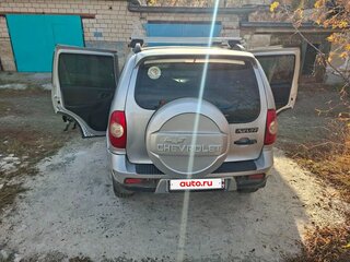 2009 Chevrolet Niva I, серебристый, 410000 рублей, вид 3