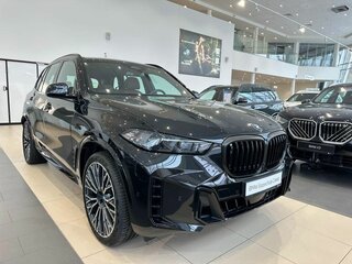 2025 BMW X5 40i IV (G05/G18) Рестайлинг, чёрный, 15100000 рублей, вид 3