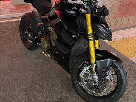 2021 Ducati Streetfighter V4, чёрный, 2000000 рублей, вид 1